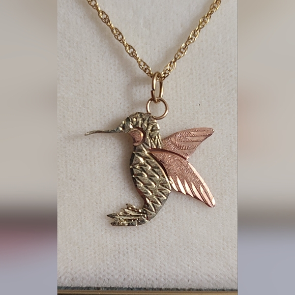 Vintage 10k gold hummingbird necklace C.CO black hills gold yellow rose gold vtg - Picture 2 of 16